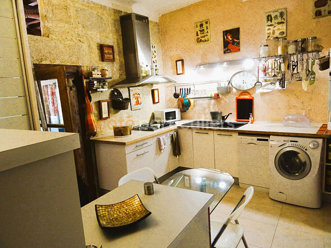 Maison à VILLENEUVE-LES-MAGUELONE