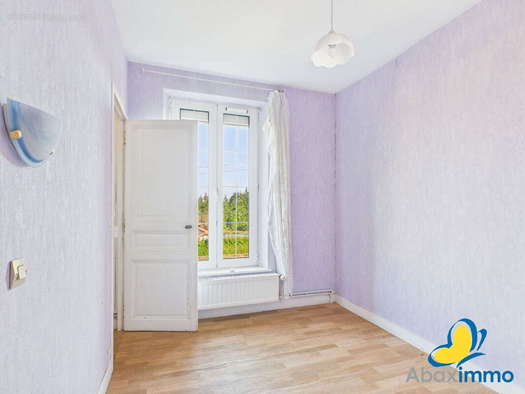 Maison à POTIGNY