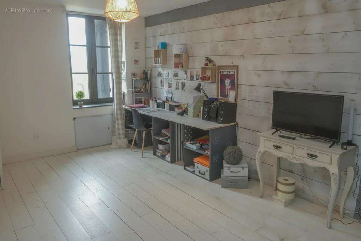 Maison à SAUVETERRE-DE-GUYENNE