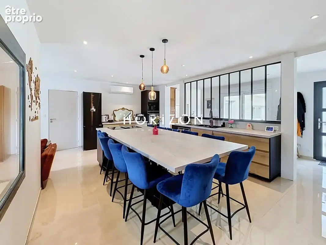 Maison 7 pièces 135 m² à vendre à Montmerle-Sur-Saone (01090) - photo 5