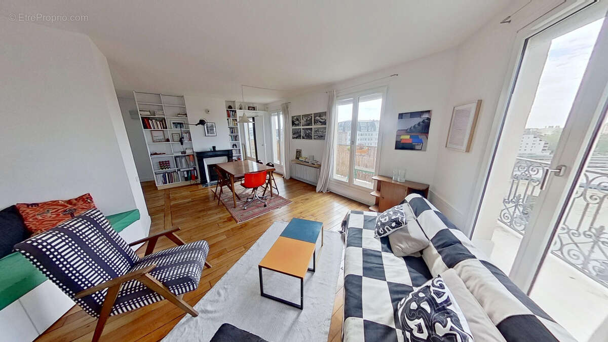 Appartement à PARIS-10E
