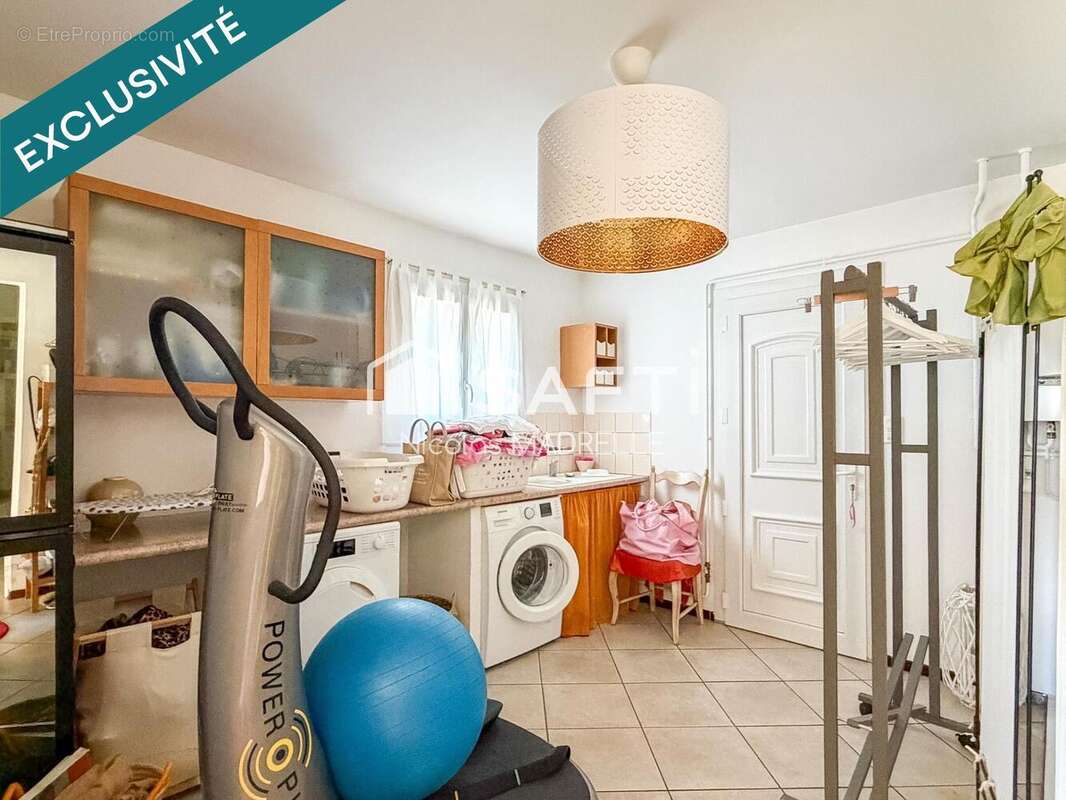 Maison 150 m² à Ambares-Et-Lagrave  - photo 9