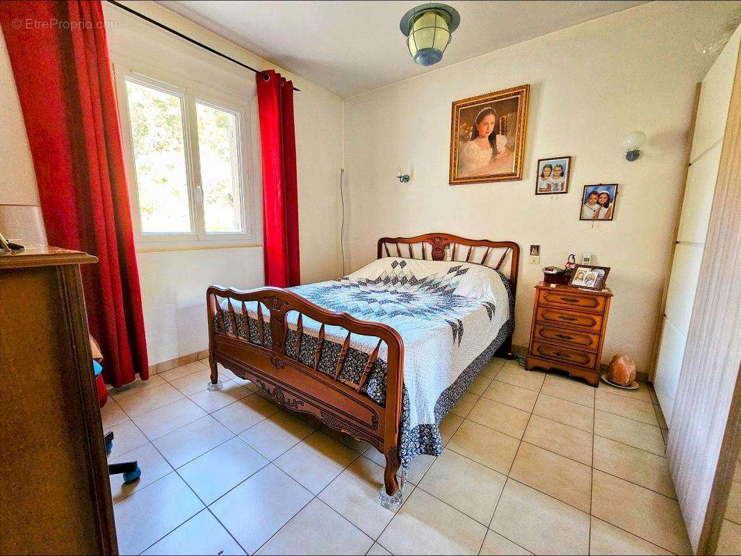 Maison à SPERACEDES