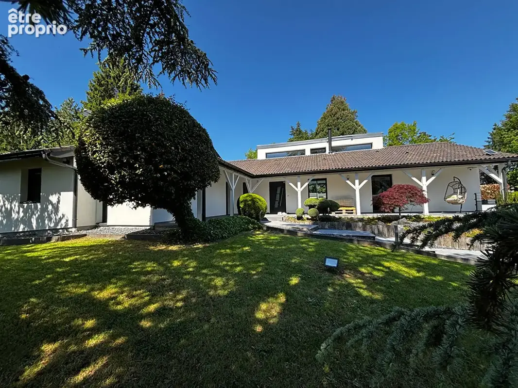 Villa d'exception dans un cadre privilegie a marly - 8 pièces- 257 m2 - photo 2