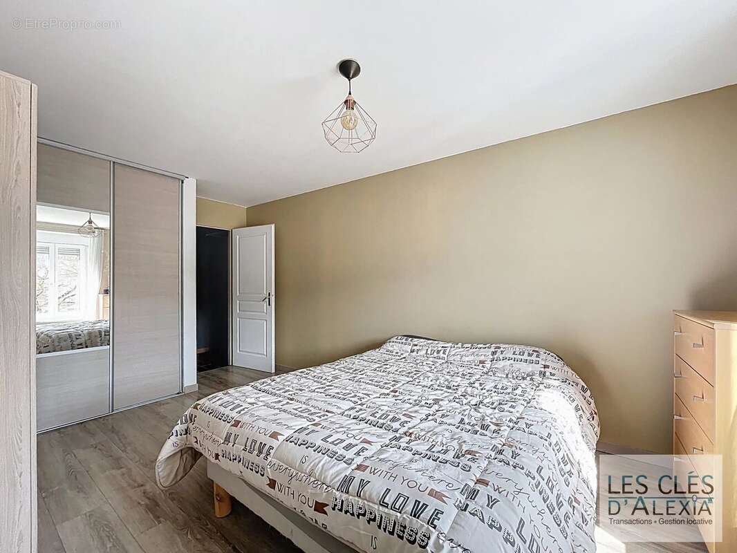 Appartement à LOIRE-SUR-RHONE