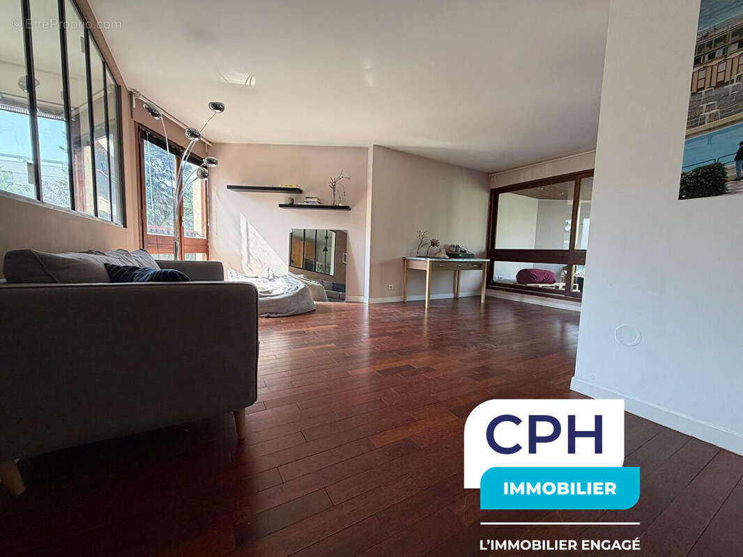 Appartement à LE CHESNAY