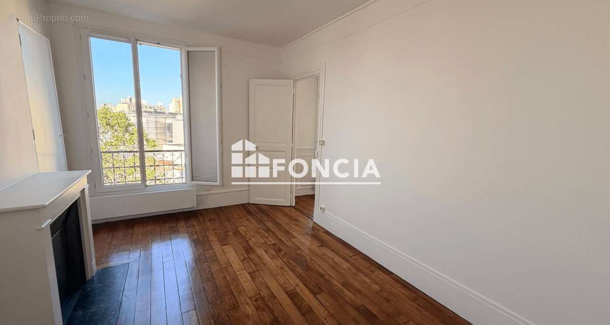 Appartement à AUBERVILLIERS