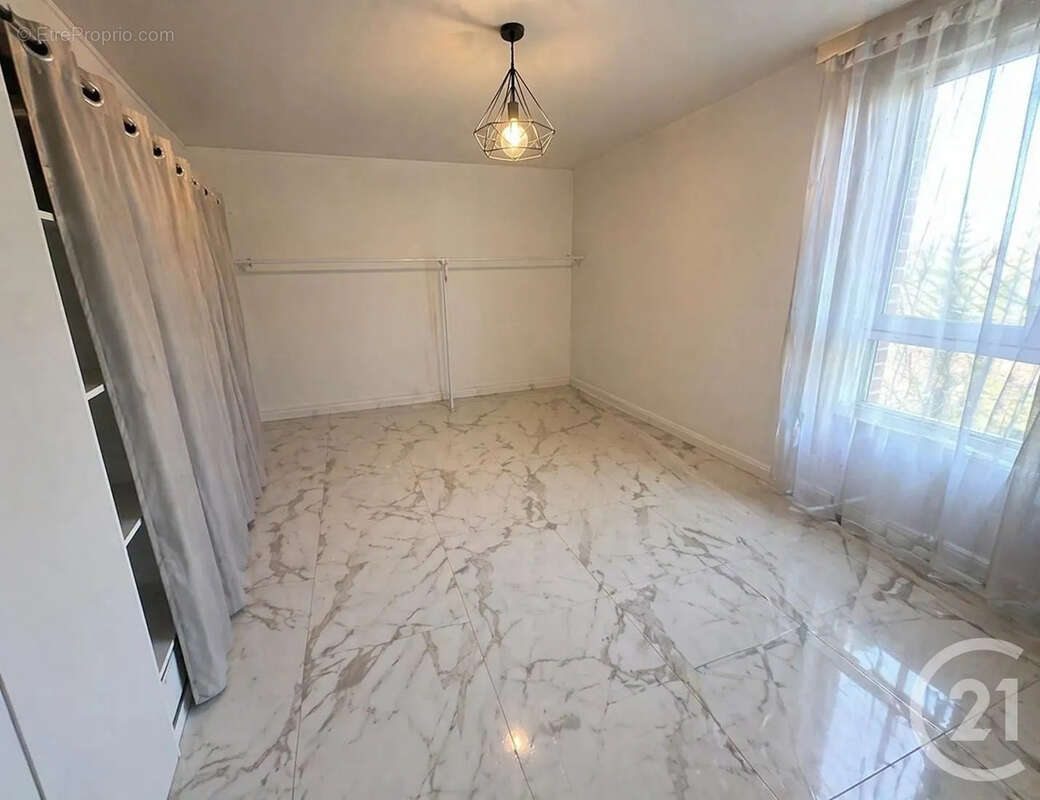 Appartement à GARGES-LES-GONESSE
