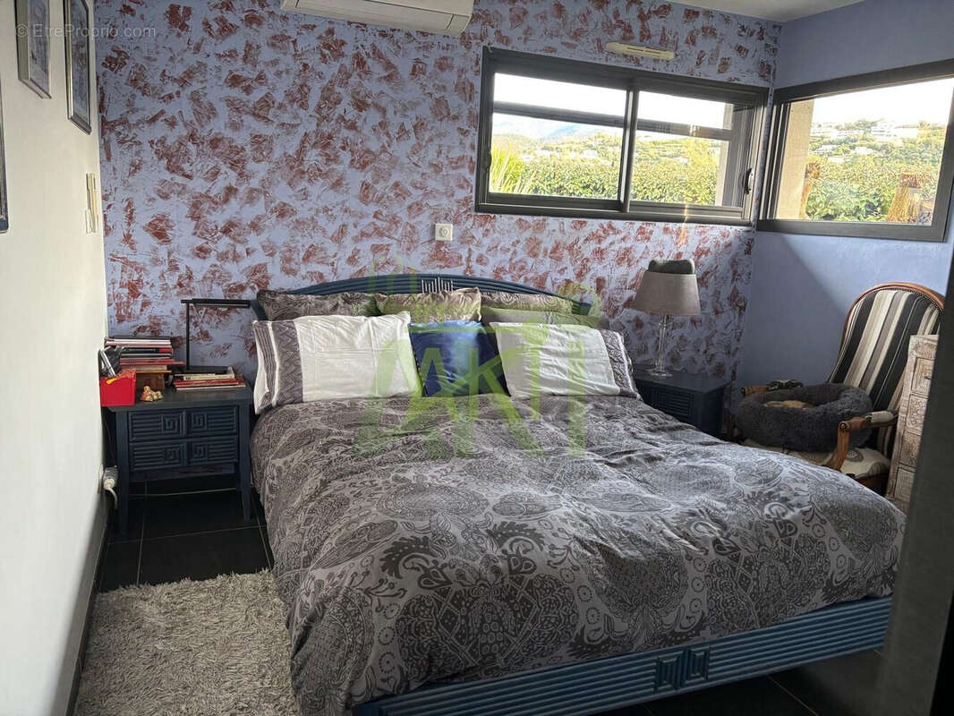 Maison à GROSSETO-PRUGNA