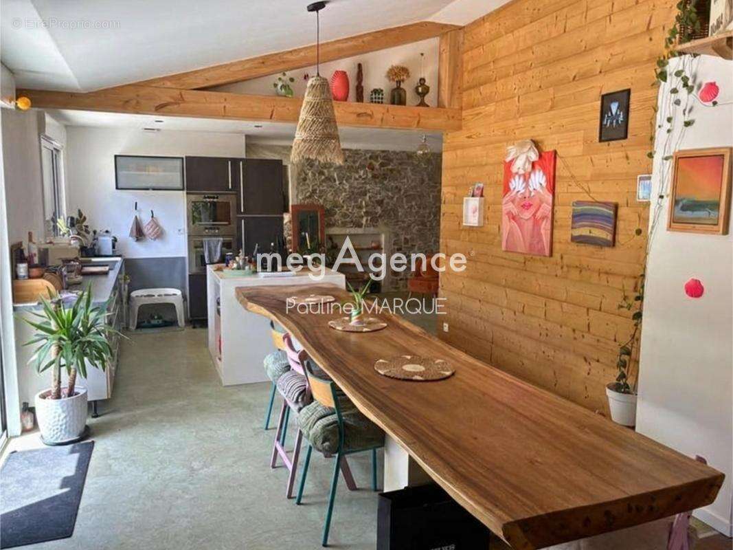 Maison de plain pied - 107 m² - Olonne - sur - Mer - photo 3