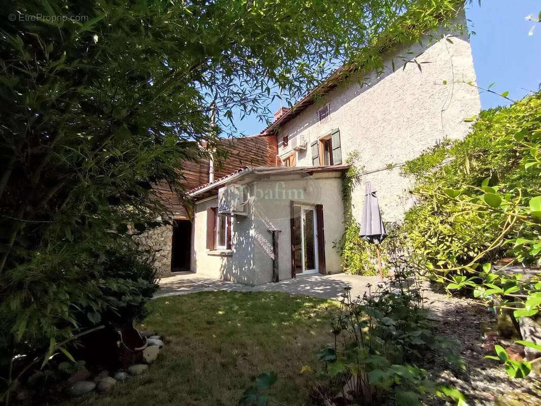 Maison à LA BASTIDE-DU-SALAT