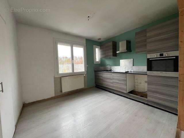 Maison 83 m² à Mezidon-Canon  - photo 3