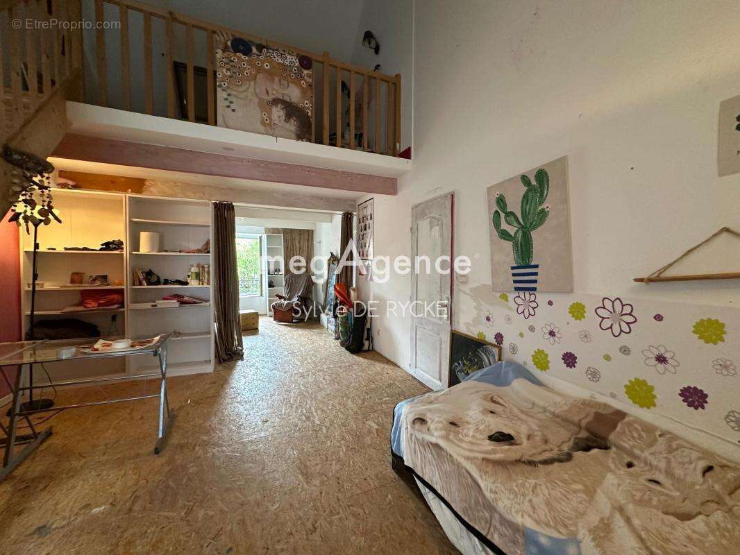 Maison à VILLENEUVE-L'ARCHEVEQUE