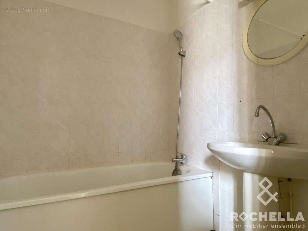 Appartement 60 m² à Rochefort  - photo 8