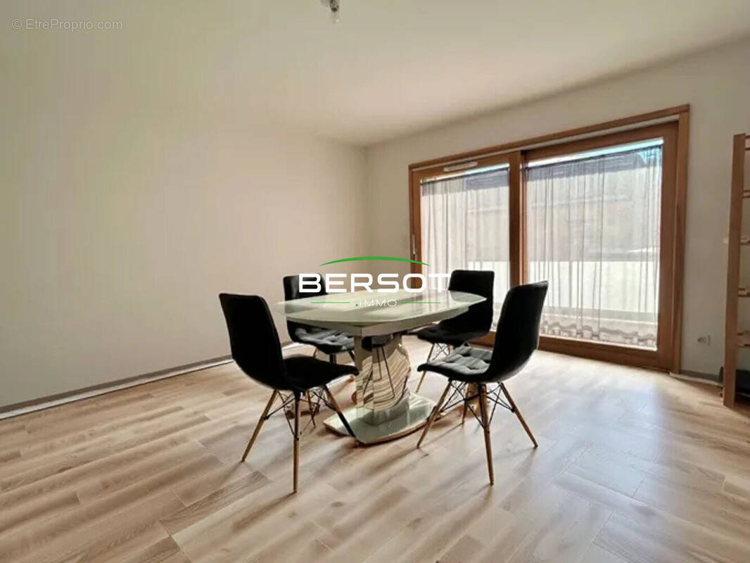 Appartement à MORTEAU