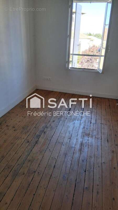 Photo 3 - Appartement à COUTRAS