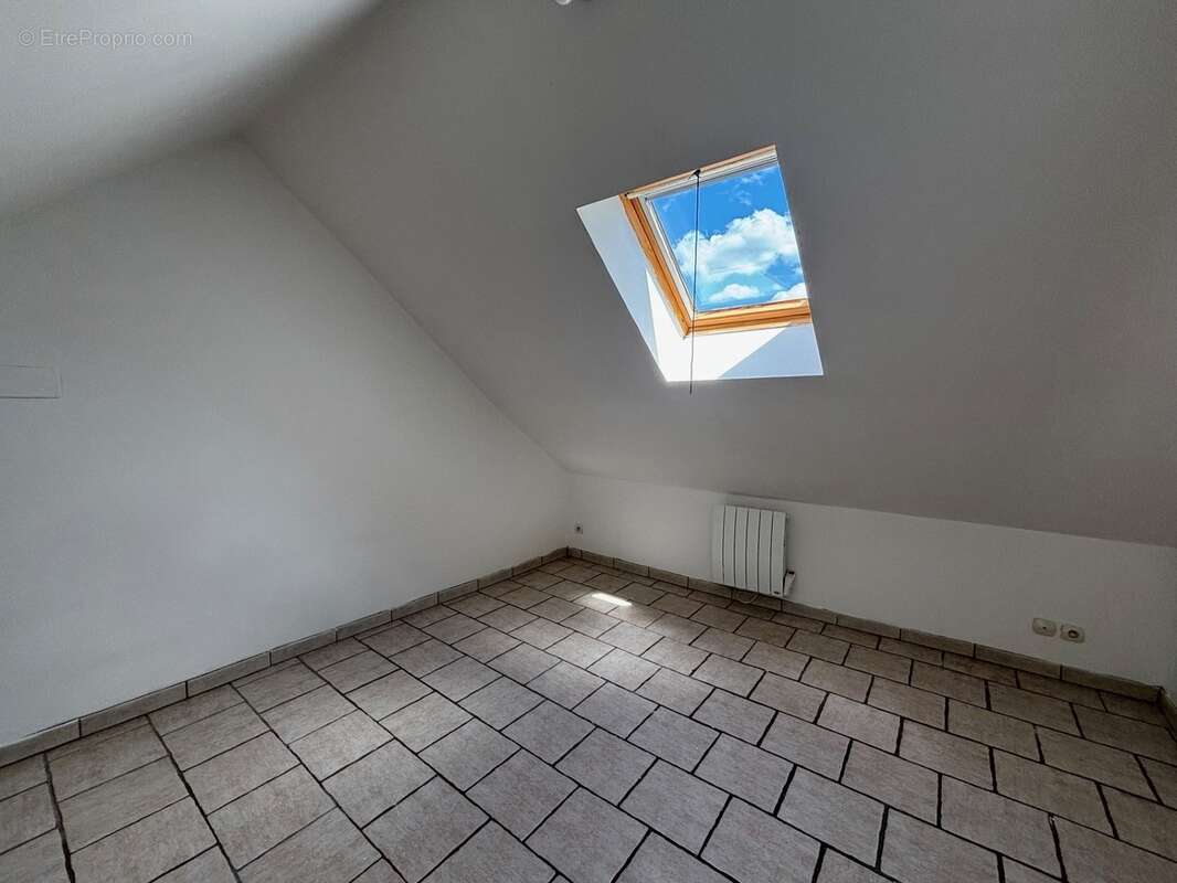 Maison à vendre 2 pièces LA CHARITE SUR LOIRE (58) - photo 12