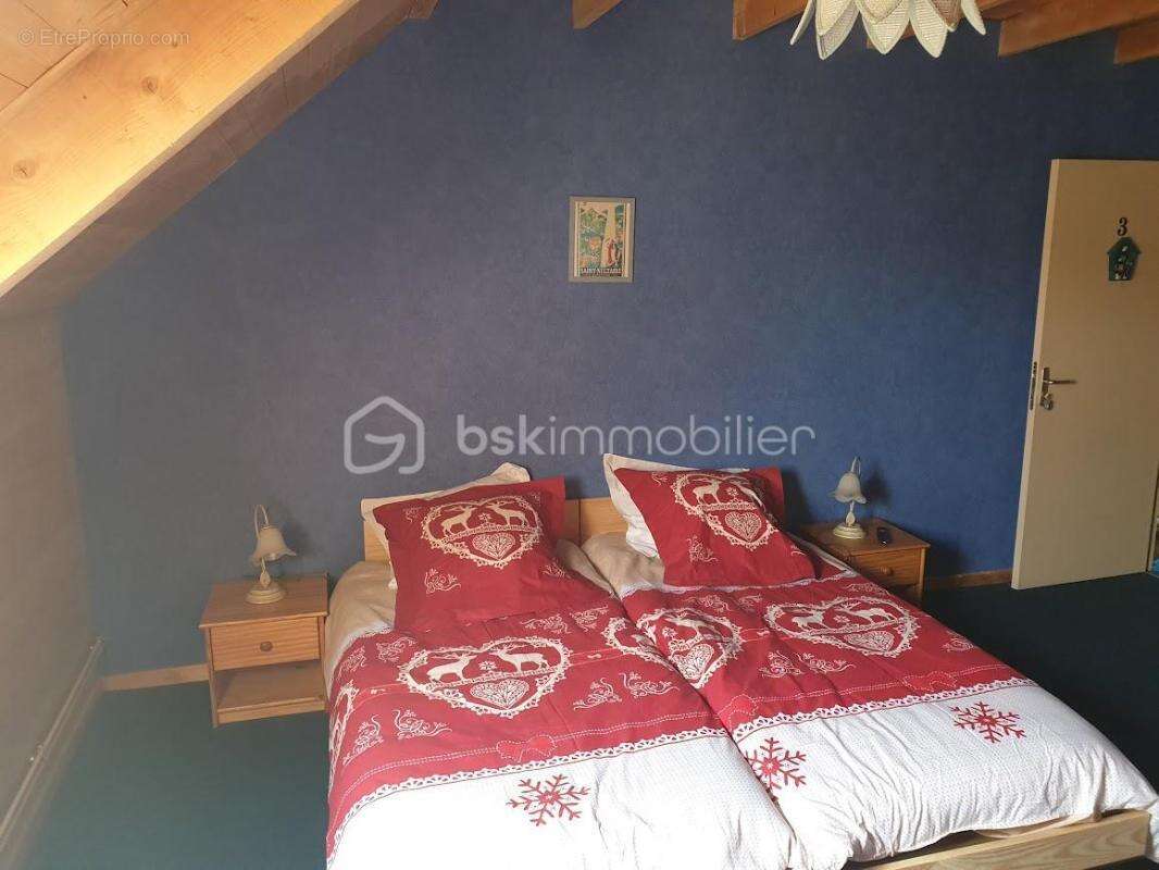 Maison à BESSE-ET-SAINT-ANASTAISE