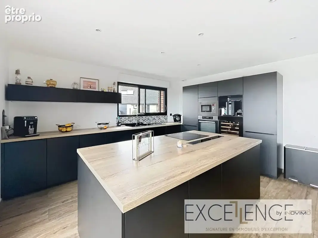 Maison 7 pièces 153 m² à vendre à Teteghem (59229) - photo 2