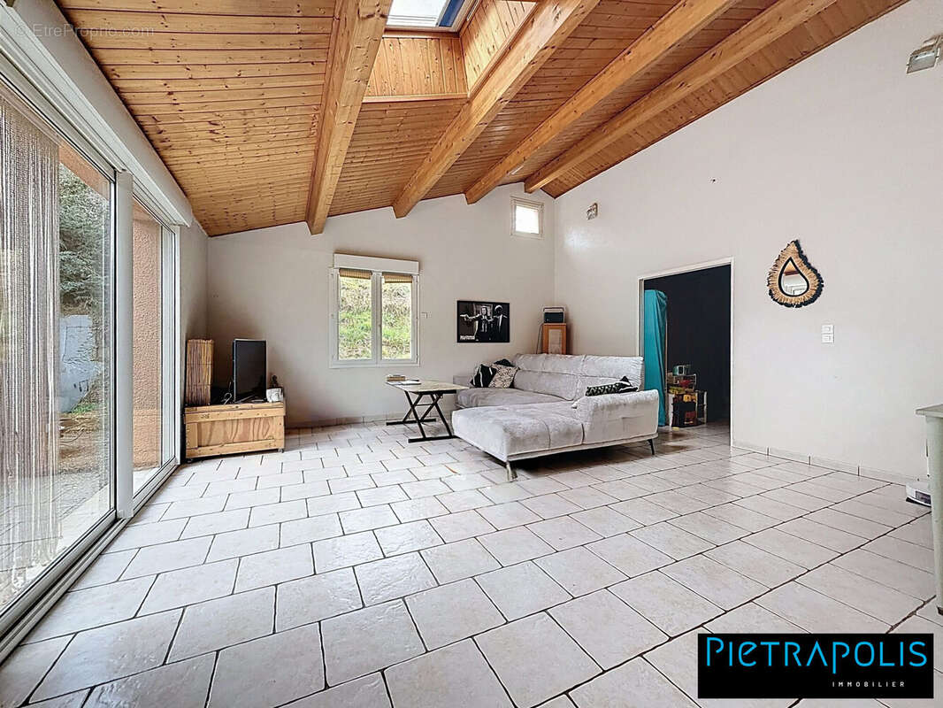 Maison à SAINT-GERMAIN-LAPRADE