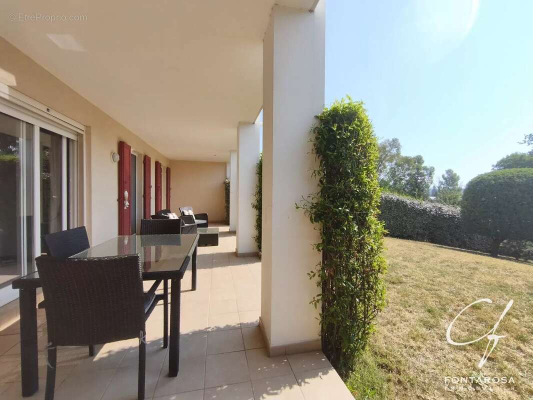 Appartement à FREJUS