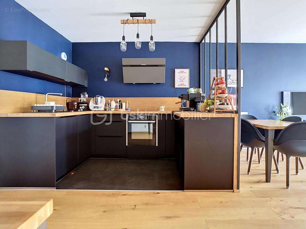 Appartement à BUSSY-SAINT-GEORGES