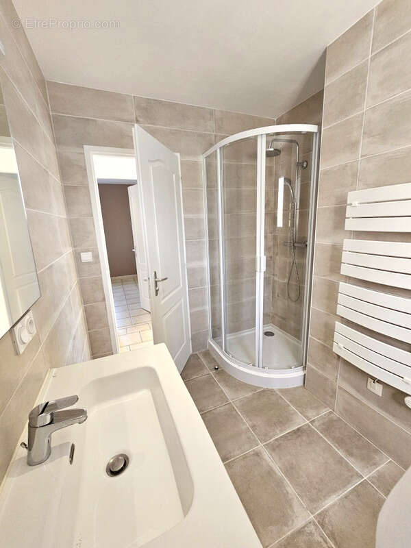 Maison à RUELLE-SUR-TOUVRE