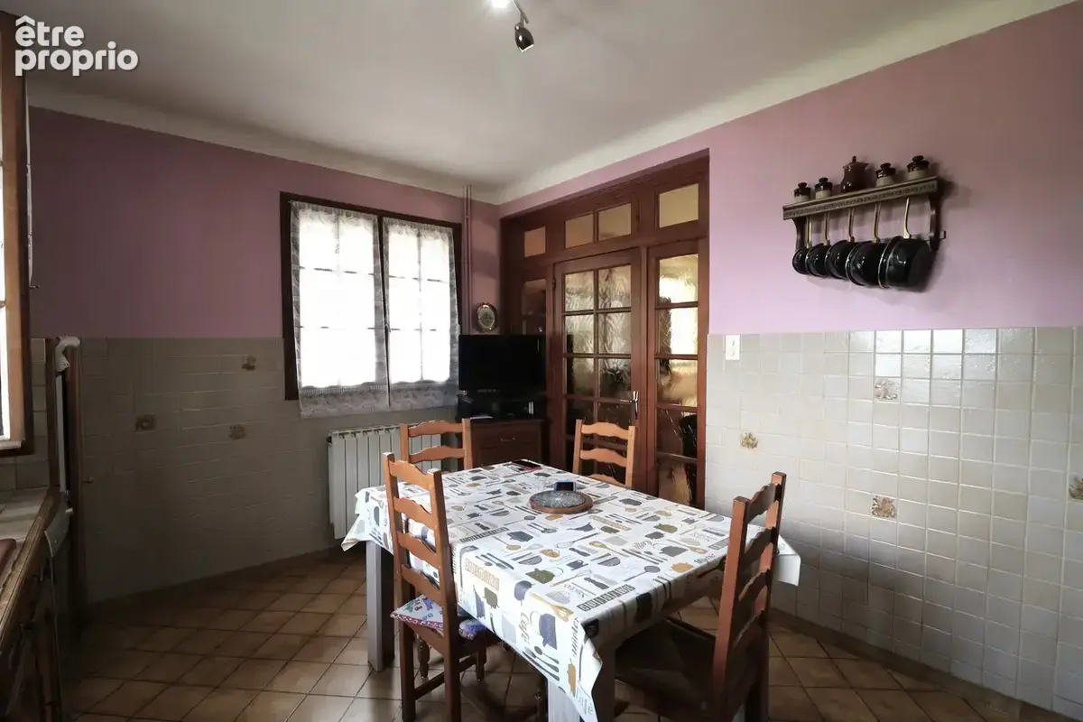 Jolie Maison de Montagne dans le Village typique de Campan, terrain et dépendances - photo 26