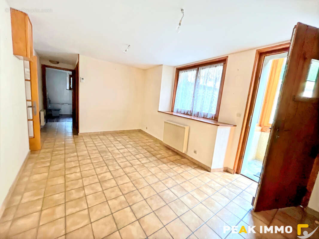 Maison de village - 185 m2 - Magland - photo 11