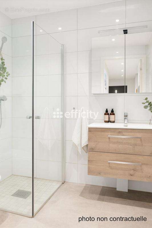 Appartement à BONNEFAMILLE