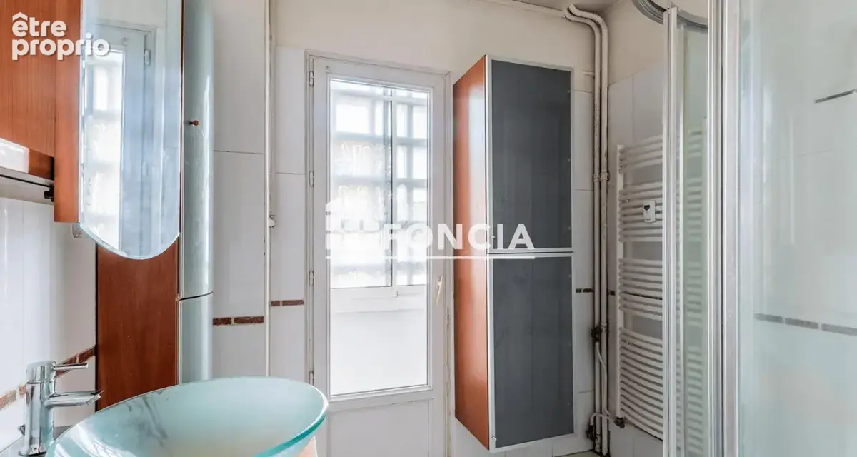Appartement 4 piece 78m2 proche gare immediate - photo 2