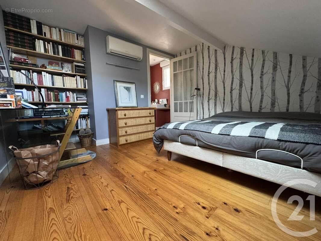 Maison à VILLEURBANNE