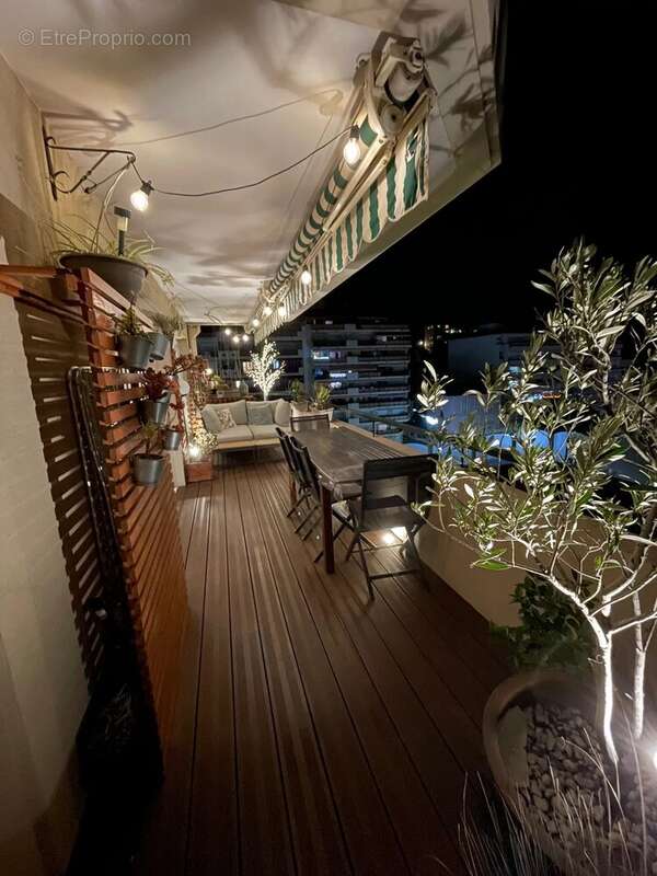 Appartement à MENTON