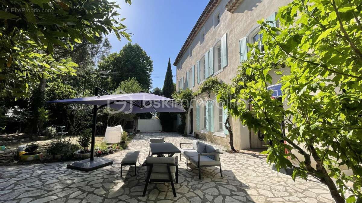 Maison de Maître d’exception avec piscine couverte et parc arboré - photo 4