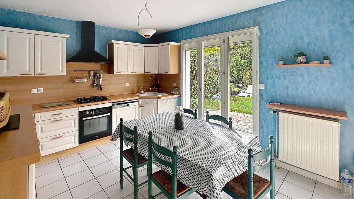 Photo 3 - Maison à CHEVRY-COSSIGNY