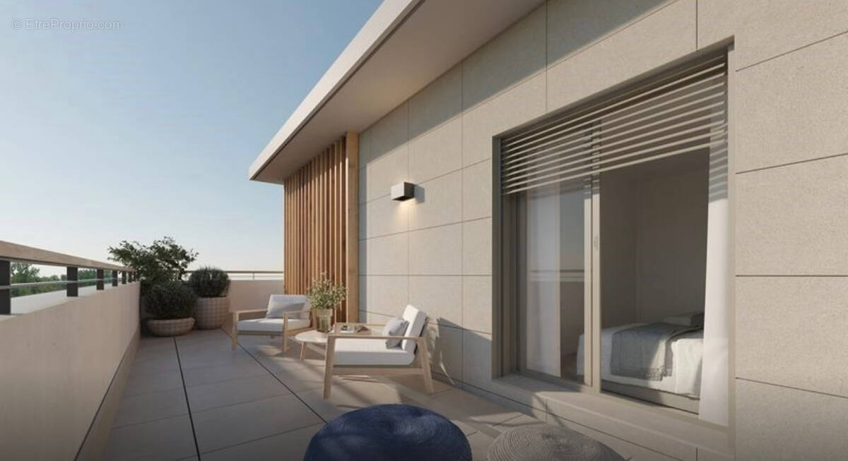 Appartement à VILLENEUVE-LOUBET