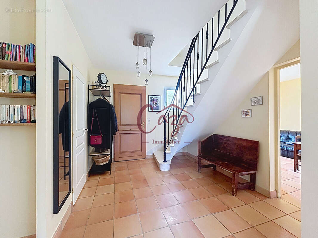 Maison à CAMBLANES-ET-MEYNAC