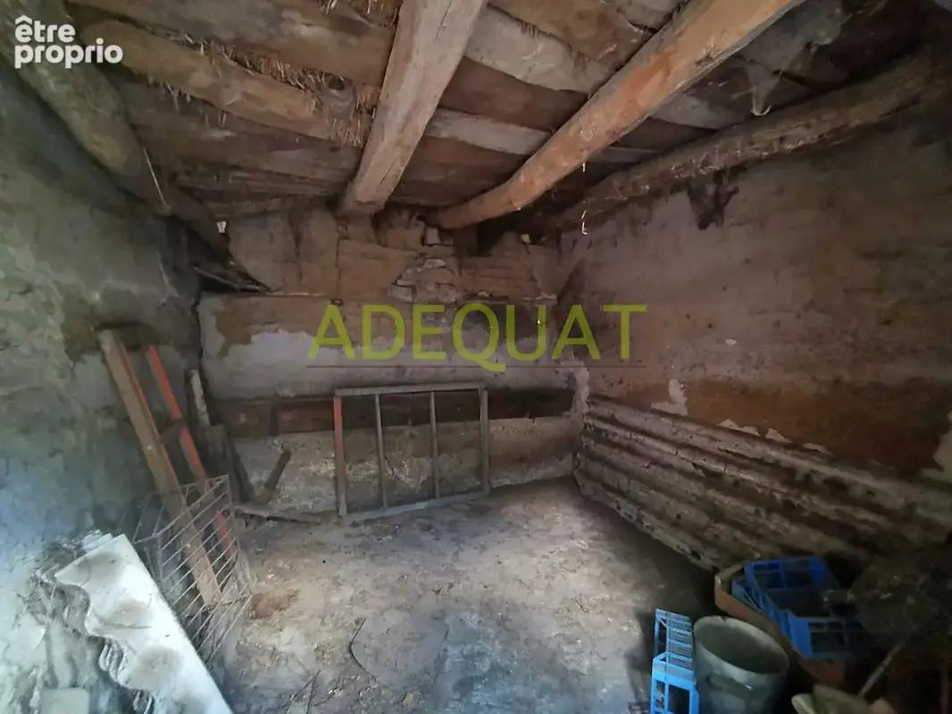 GRANGE 230m2 à rénover sur terrain 550m2 - photo 6