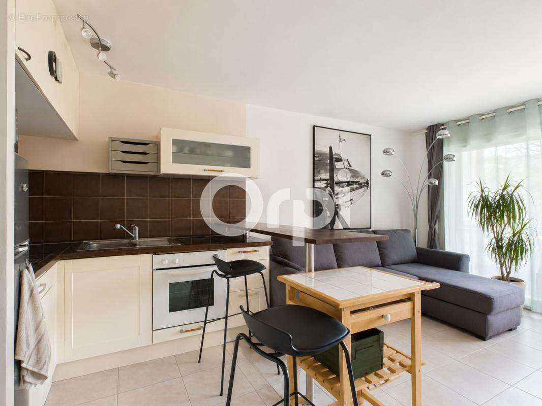 Mandelieu, studio, domaine sécurisé, piscine, tennis - photo 3