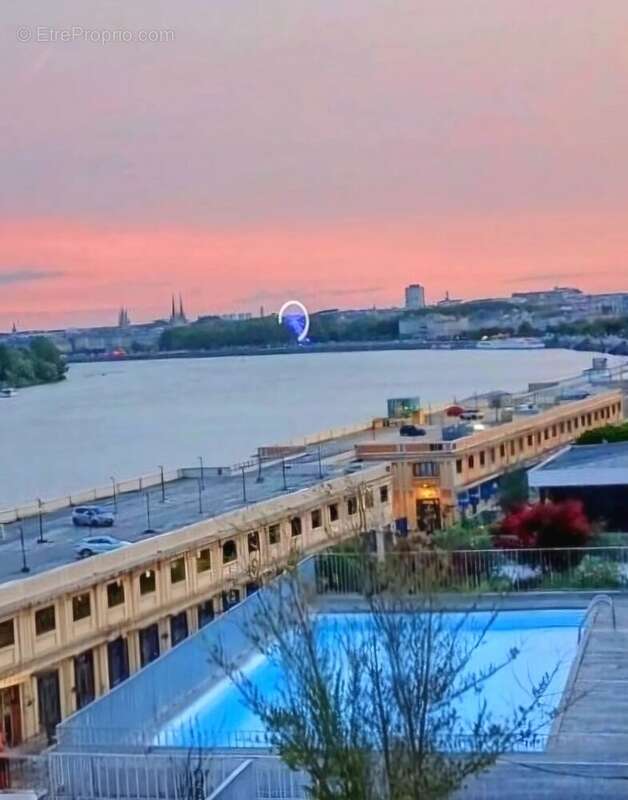 Appartement à BORDEAUX
