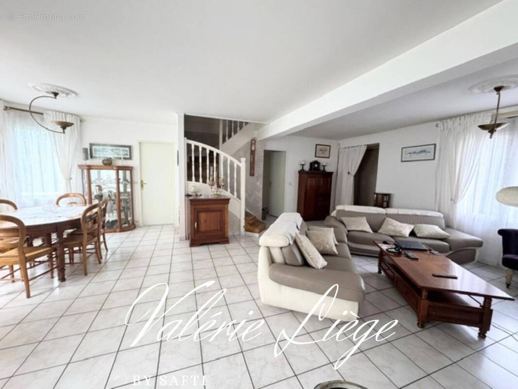 Photo 1 - Maison à ACHERES