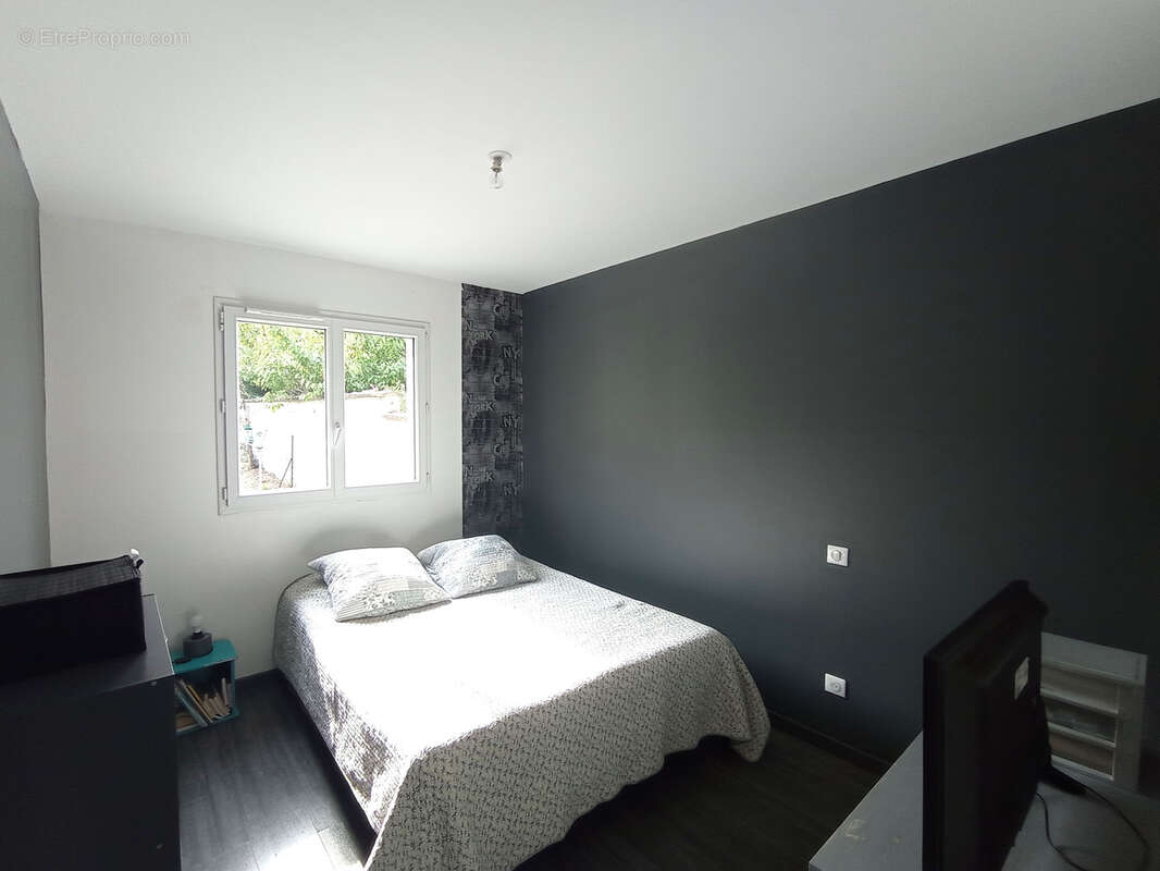 Maison à BRIIS-SOUS-FORGES