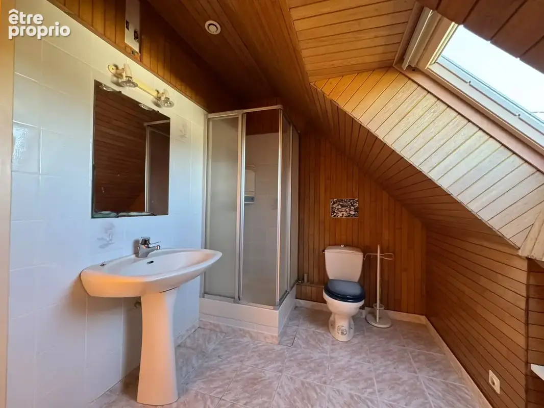 Maison 5 chambres - quartier calme - photo 8