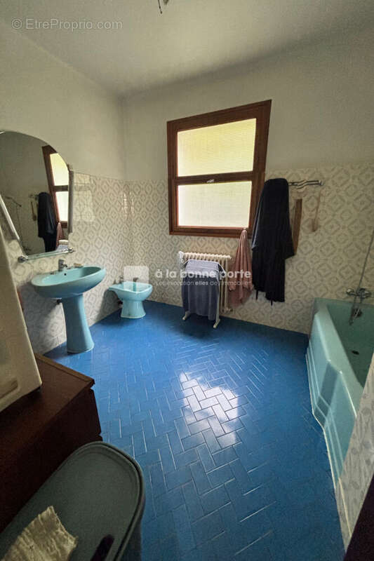 Maison 158 m² à La Seyne-Sur-Mer  - photo 9