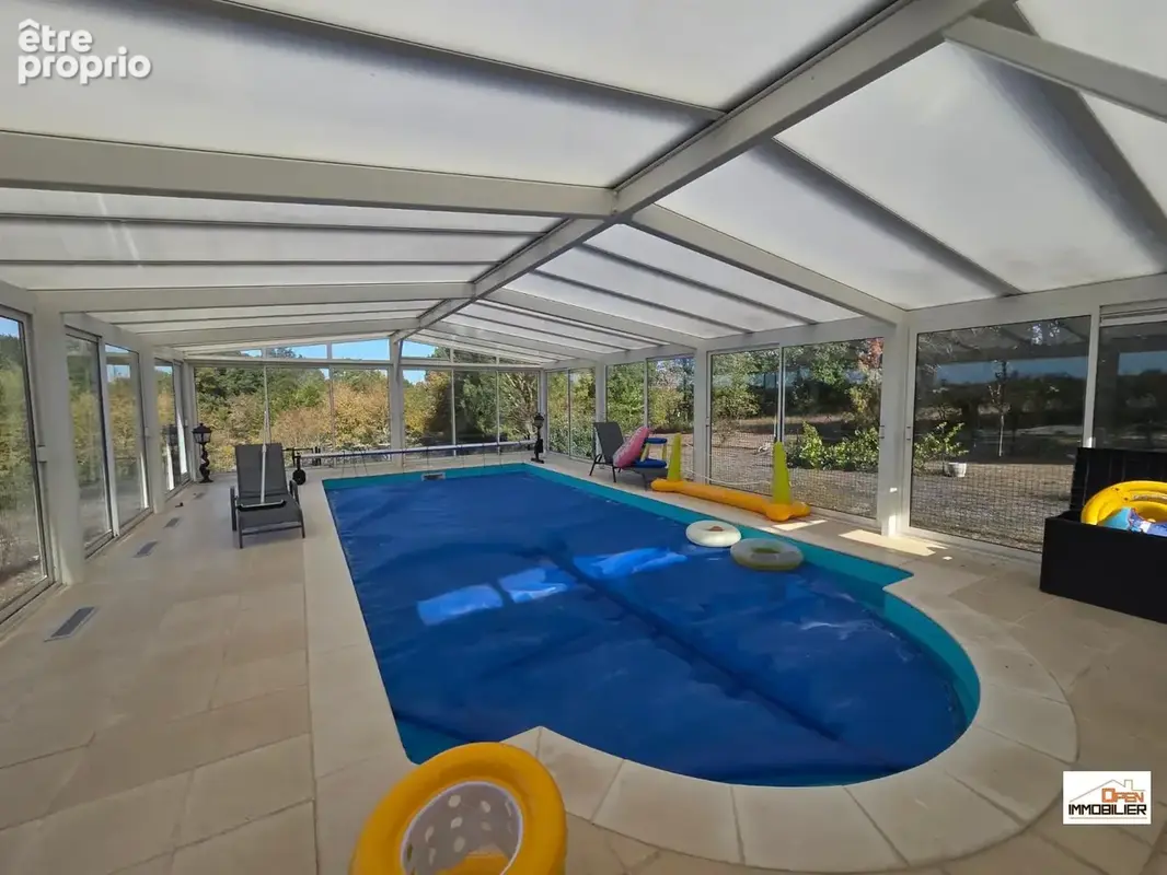 Photo Maison à Douzat au prix de 346 500€