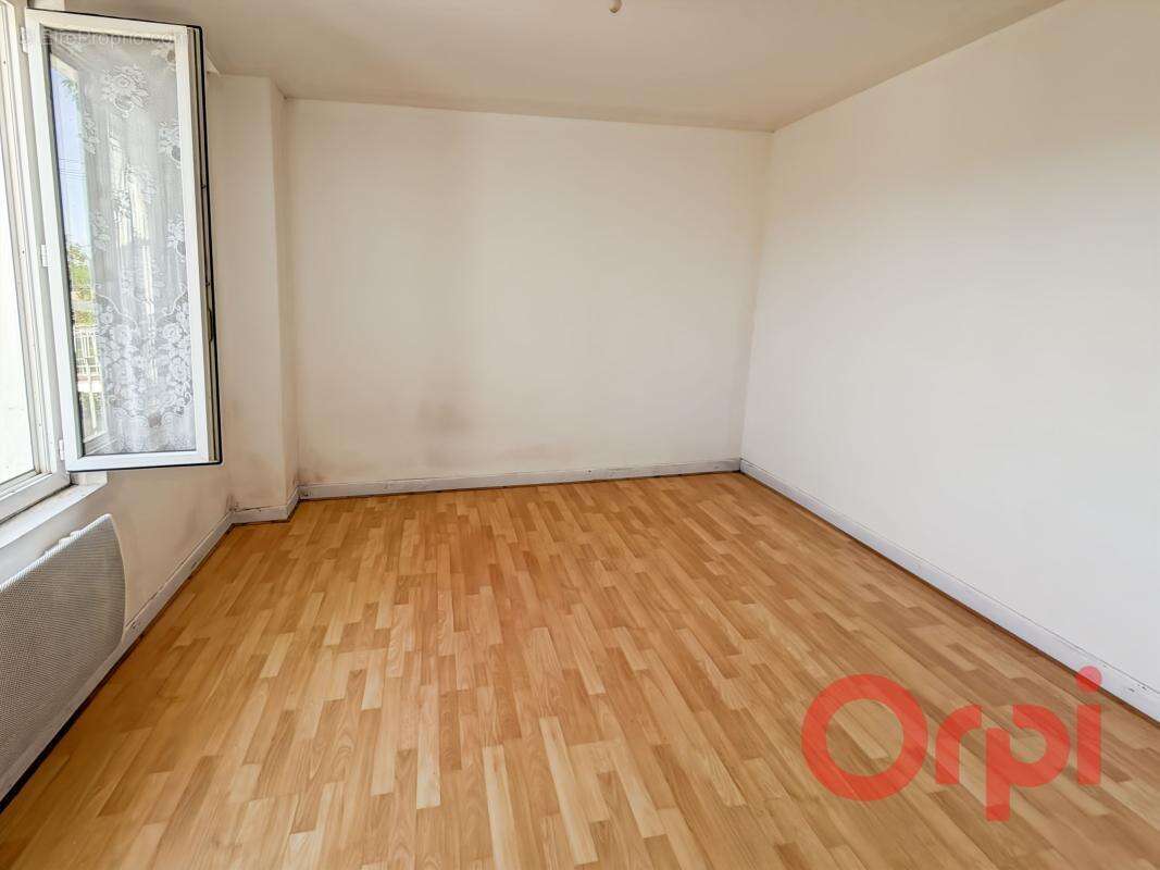 Maison avec jardin et garage - photo 5