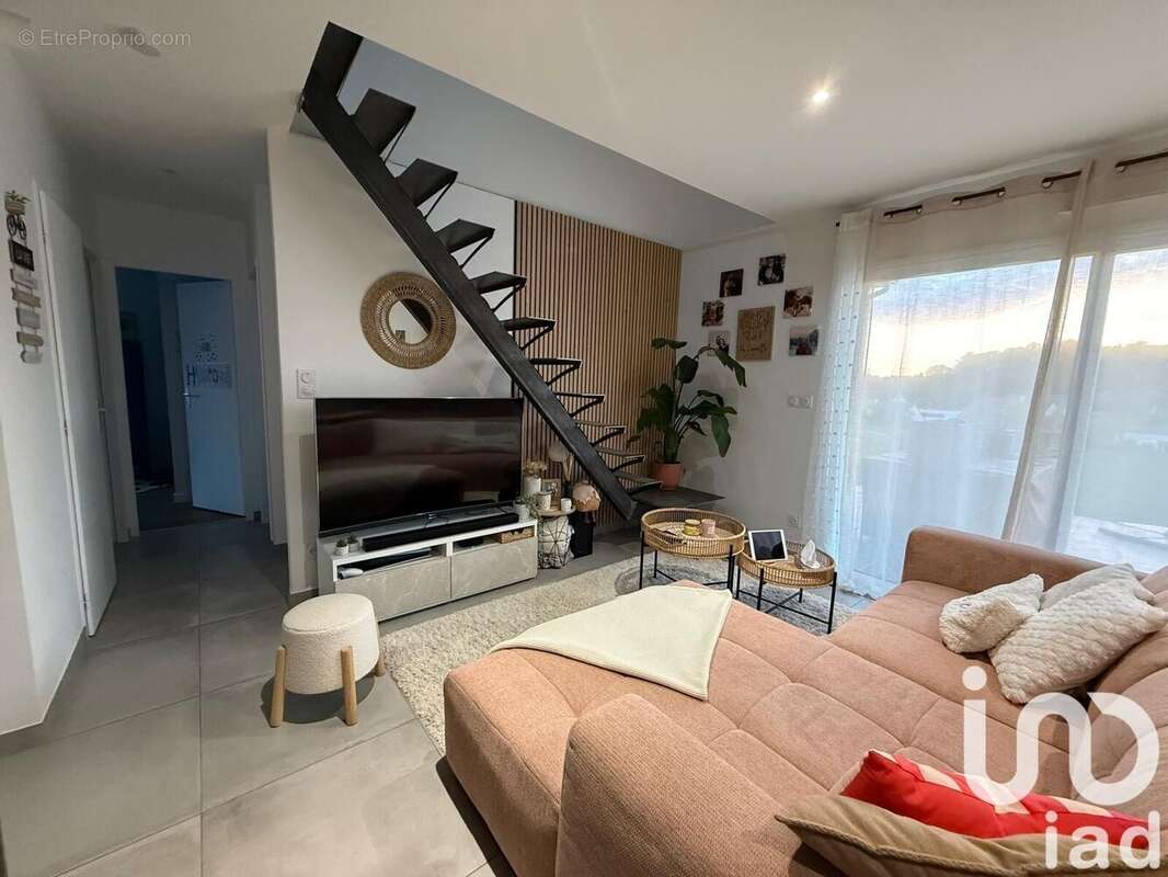 Photo 2 - Maison à SAINT-ANTOINE-DU-ROCHER