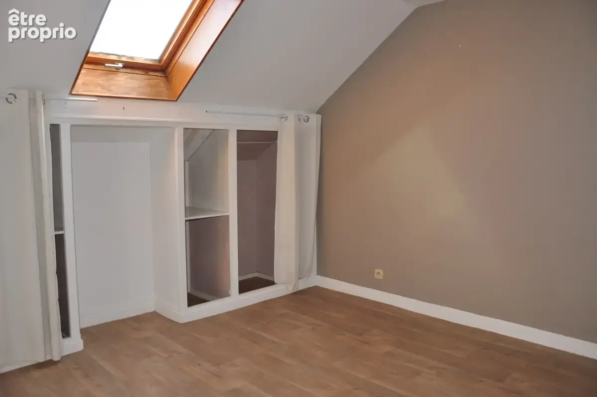 Belle longère de construction traditionnelle, avec 2 chambres (possibilité 3), terrain de 892 m2, proche centr - photo 14