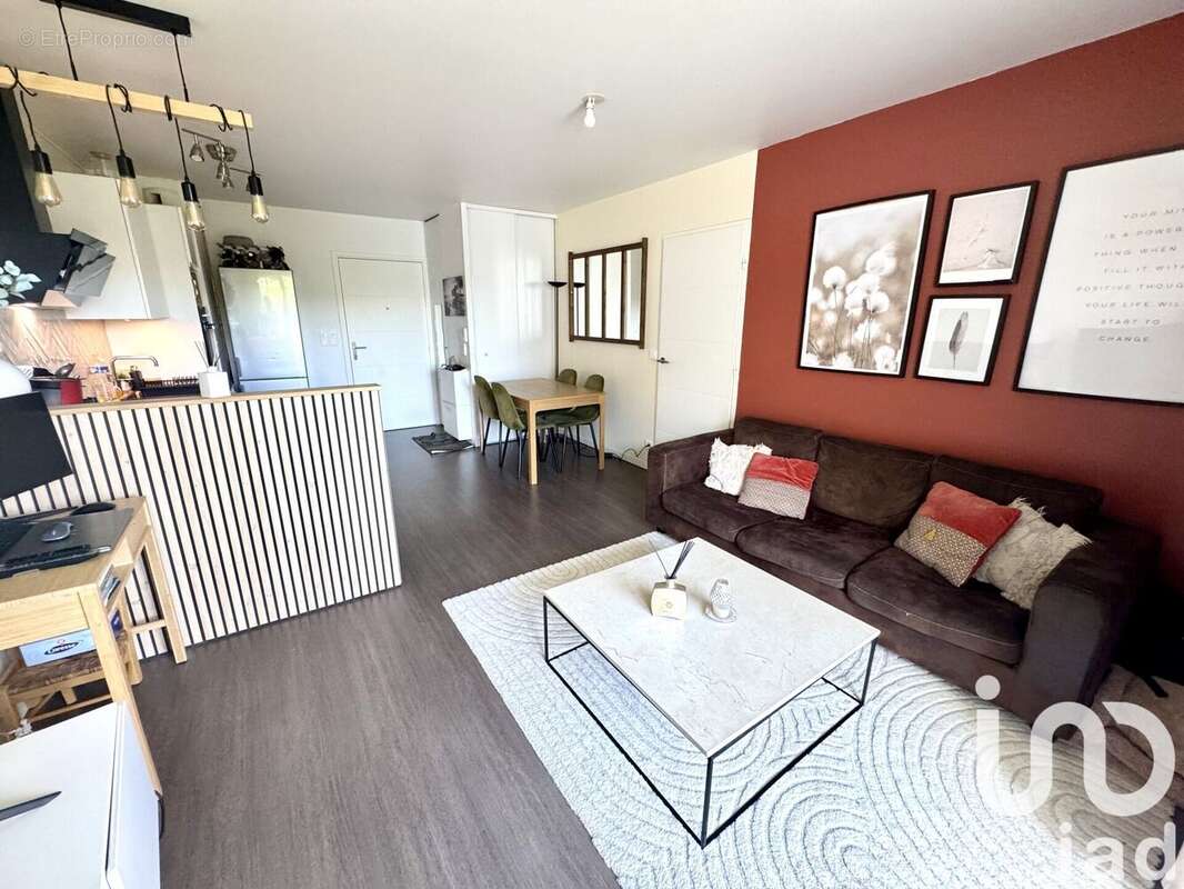 Appartement 57 m² à Cergy  - photo 2