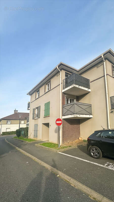 Appartement à COMBS-LA-VILLE